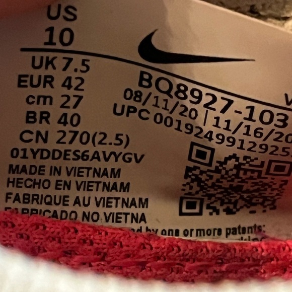 Nike Women's Epic React Flyknit 2 Sz 10 Women Black White Pink Running - Picture 8 of 8